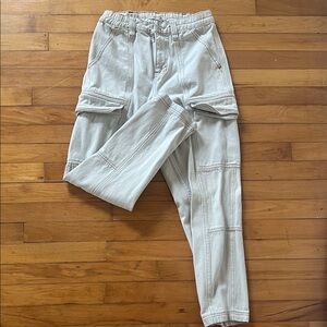 PacSun cream with brown stitching cargos. 
Size-S